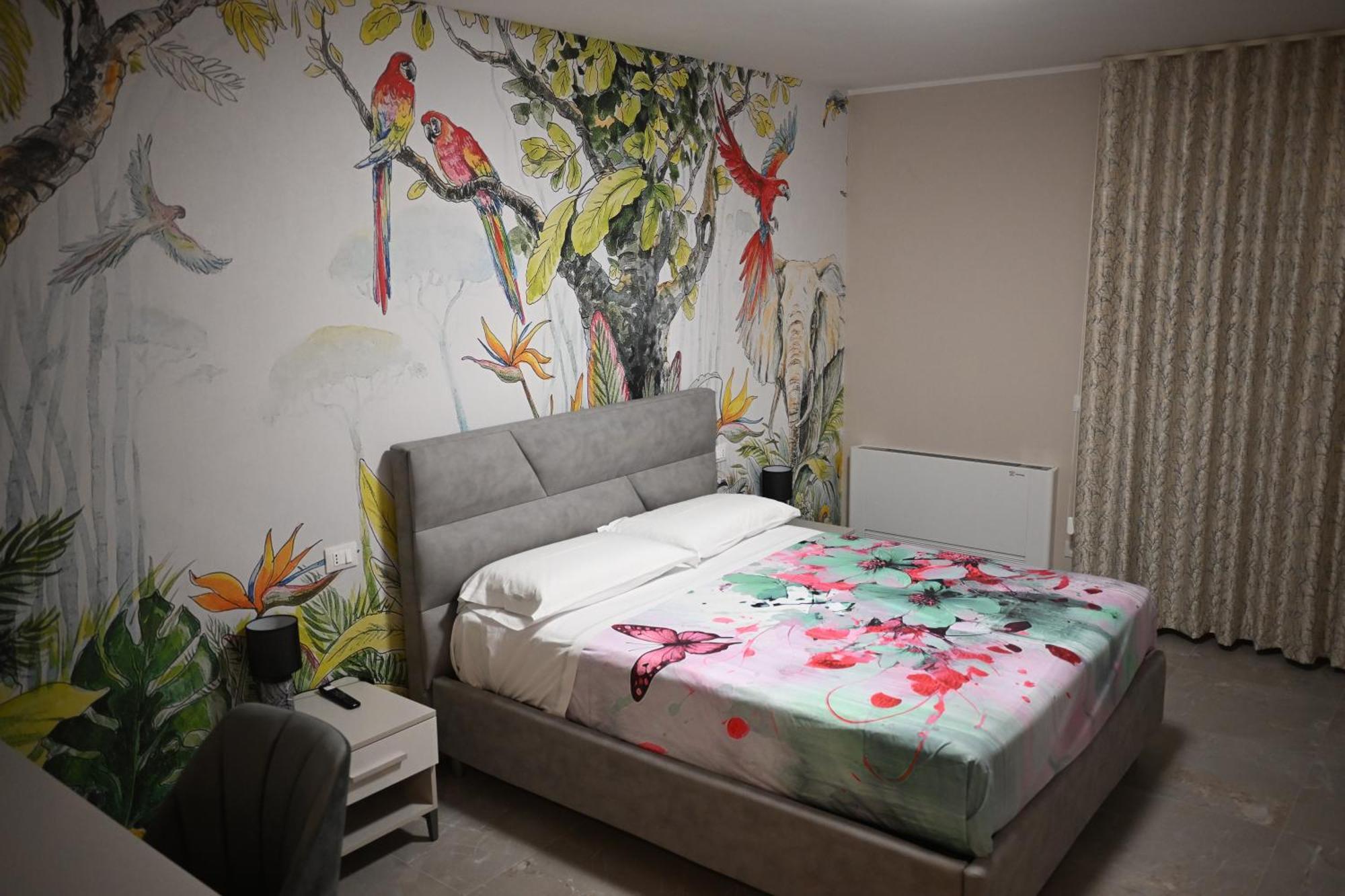 The Paris Rooms B&B 雷焦卡拉布里亚 外观 照片